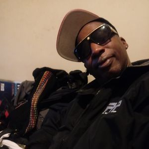 Meet your Posher, Kenneth